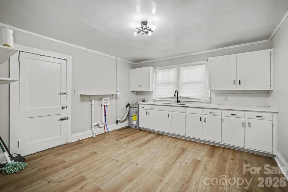 1909 Marshall Avenue Gastonia, NC 28052