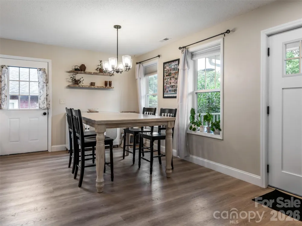 115 Soulshine Court Asheville, NC 28806