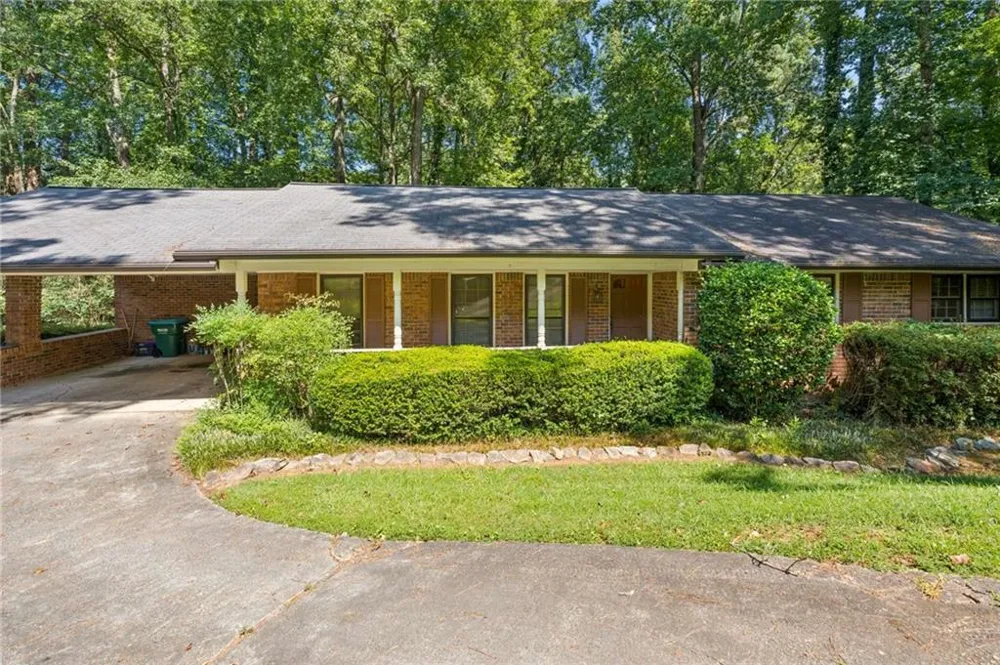 5813 Ohara Drive SW Stone Mountain, GA 30087