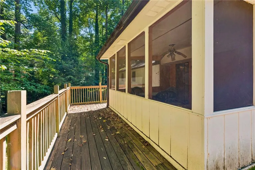 5813 Ohara Drive SW Stone Mountain, GA 30087
