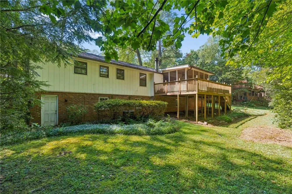5813 Ohara Drive SW Stone Mountain, GA 30087