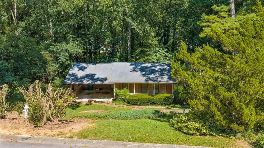 5813 Ohara Drive SW Stone Mountain, GA 30087
