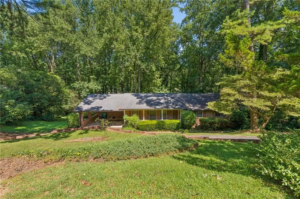 5813 Ohara Drive SW Stone Mountain, GA 30087