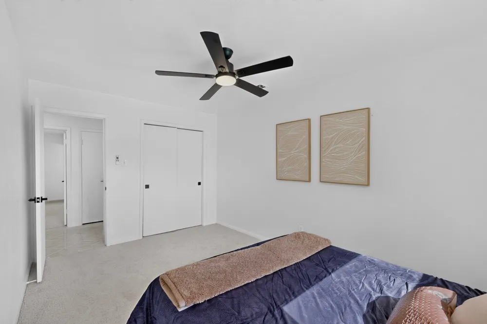 5451 Lubbock Avenue Fort Worth, TX 76133