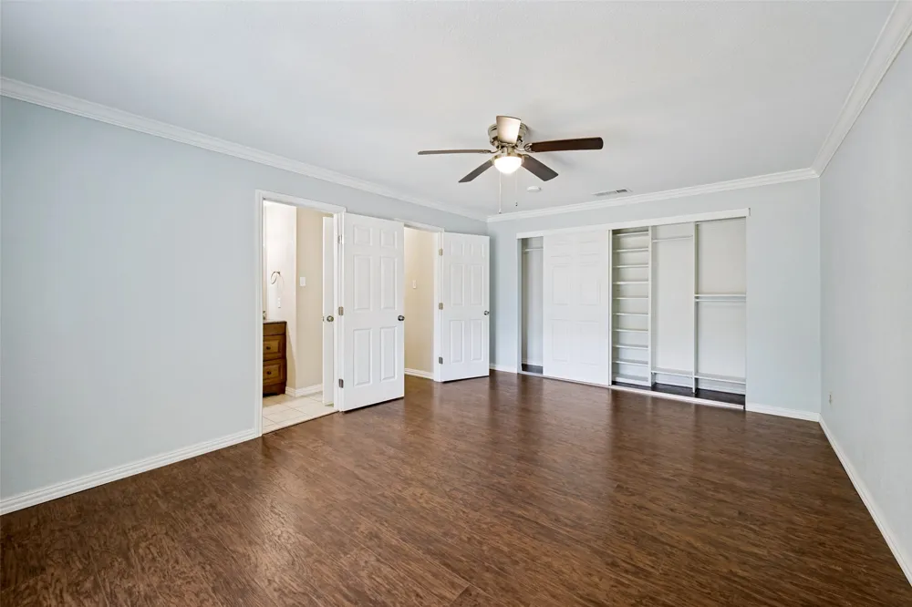 400 Harrington Lane Euless, TX 76039