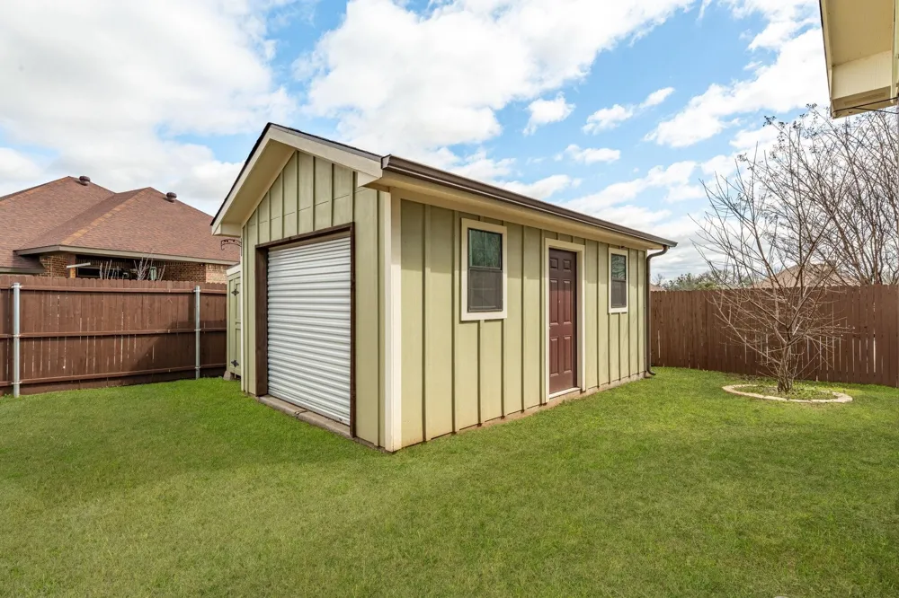 130 Elk Cove Stephenville, TX 76401