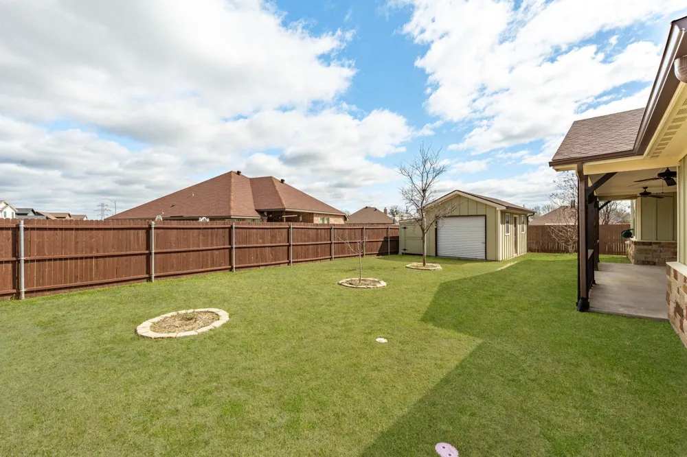 130 Elk Cove Stephenville, TX 76401