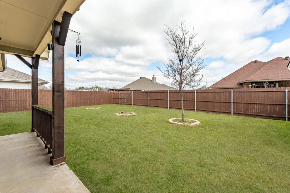 130 Elk Cove Stephenville, TX 76401