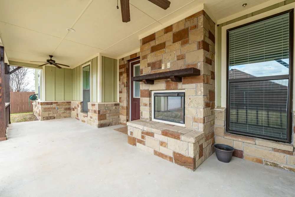 130 Elk Cove Stephenville, TX 76401