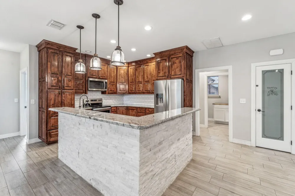 130 Elk Cove Stephenville, TX 76401