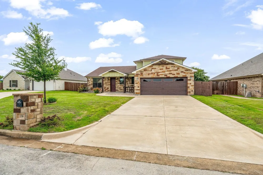 130 Elk Cove Stephenville, TX 76401