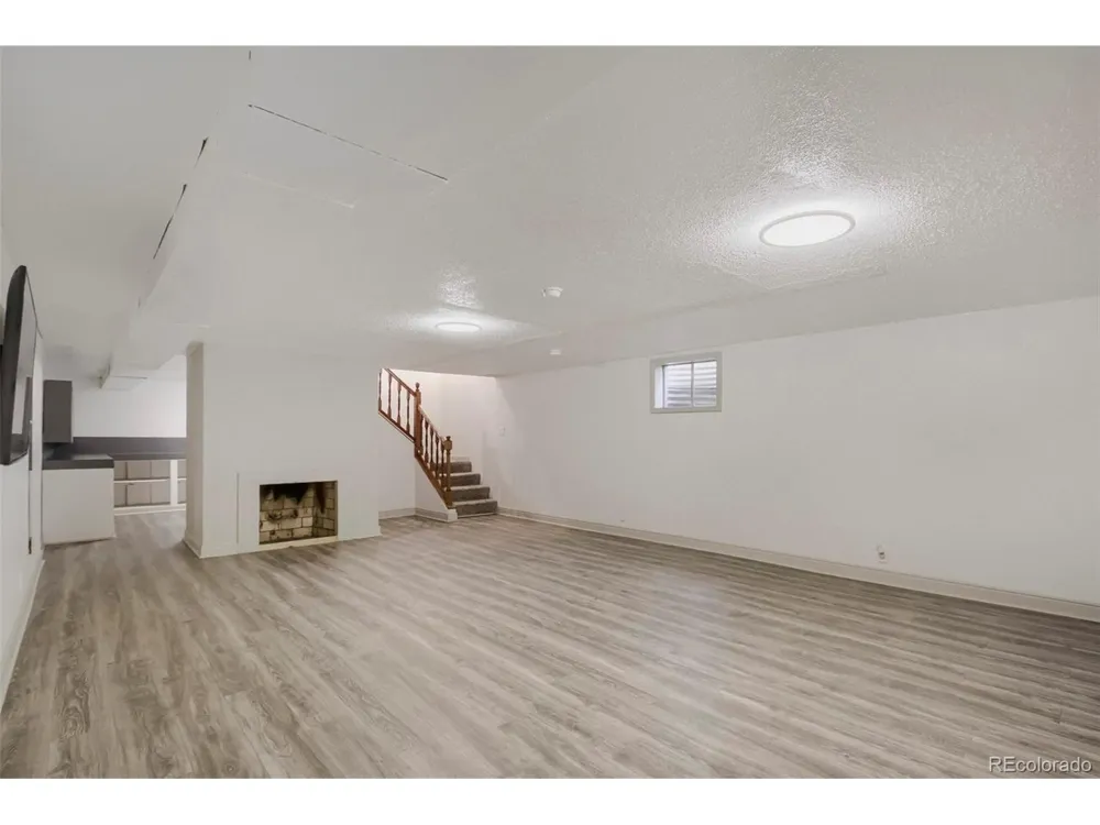 6421 Independence Street Arvada, CO 80004