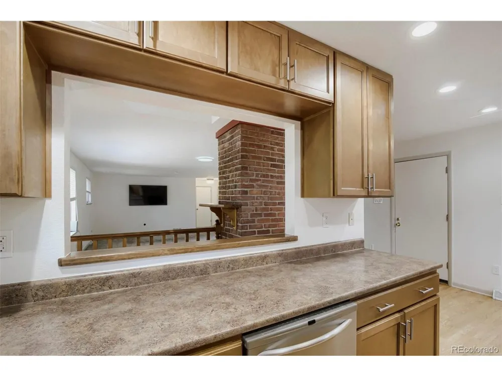 6421 Independence Street Arvada, CO 80004