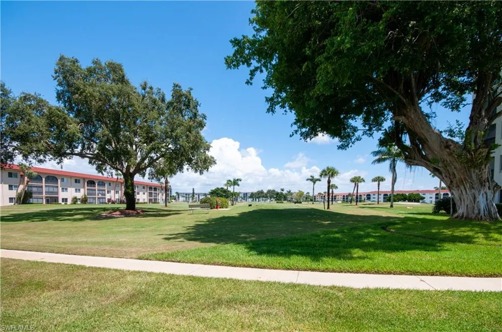 5 High Point Circle W #104 Naples, FL 34103