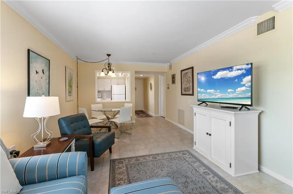 5 High Point Circle W #104 Naples, FL 34103