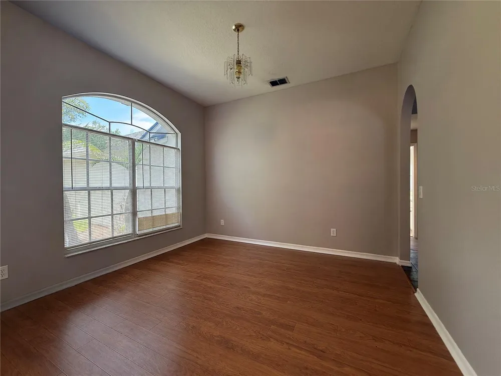 3510 AUTUMN GLEN DRIVE Valrico, FL 33596