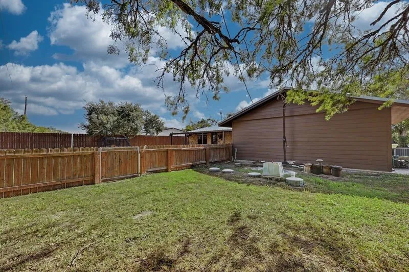 150 Fm 1360 Woodsboro, TX 78393