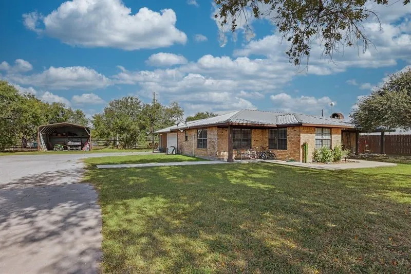150 Fm 1360 Woodsboro, TX 78393