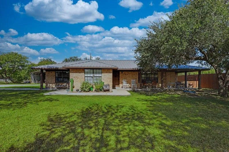 150 Fm 1360 Woodsboro, TX 78393
