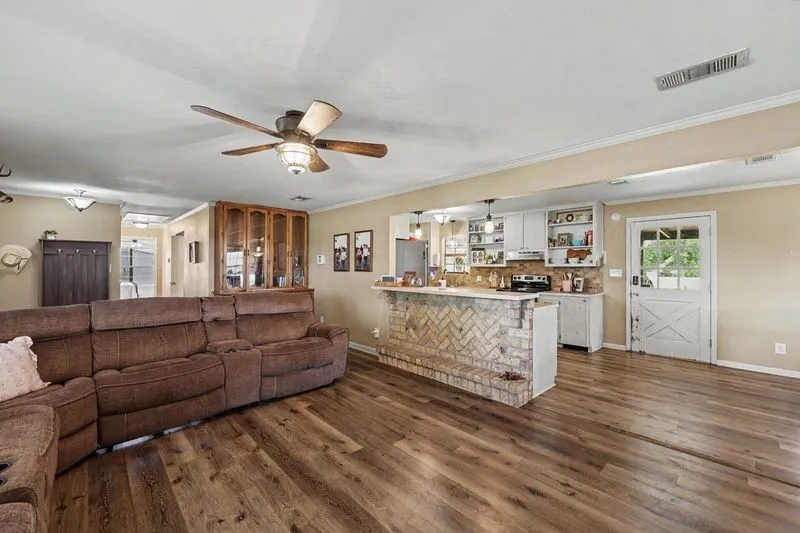 150 Fm 1360 Woodsboro, TX 78393