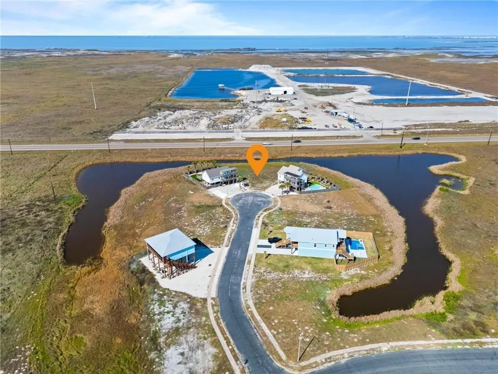 169 Breezy Ct Port Aransas, TX 78373