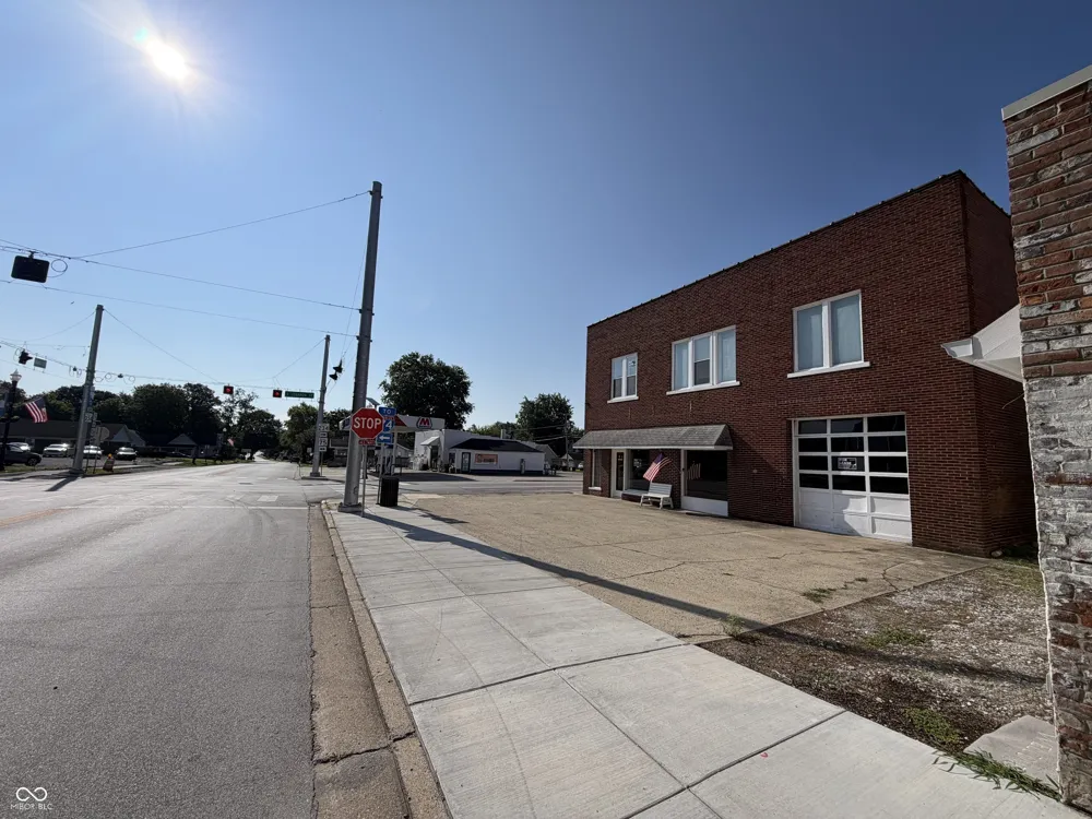 45 E Main Street Jamestown, IN 46147