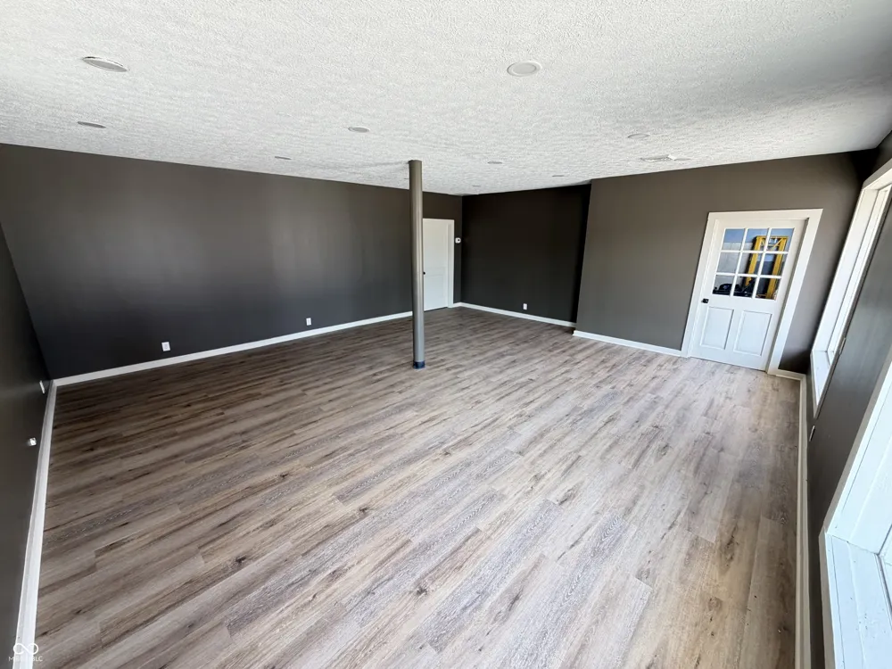 45 E Main Street Jamestown, IN 46147