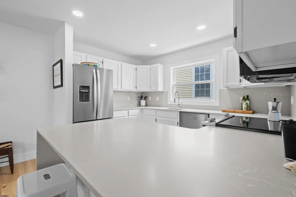 9417 Winchester Ave Margate, NJ 08402