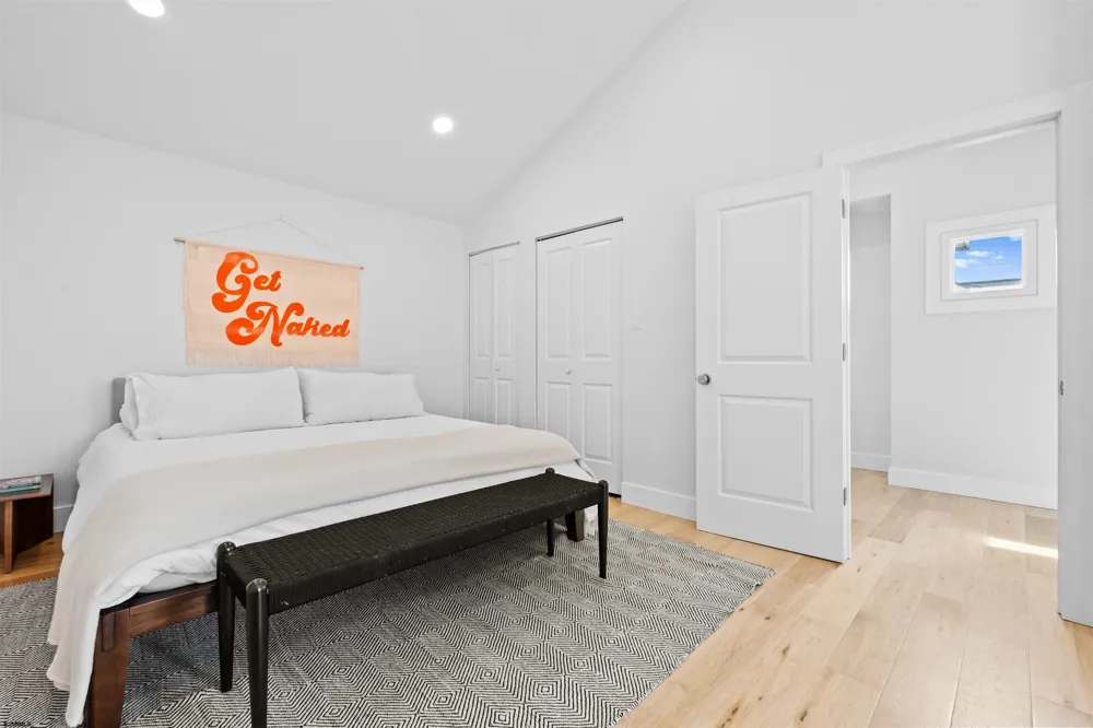 9417 Winchester Ave Margate, NJ 08402