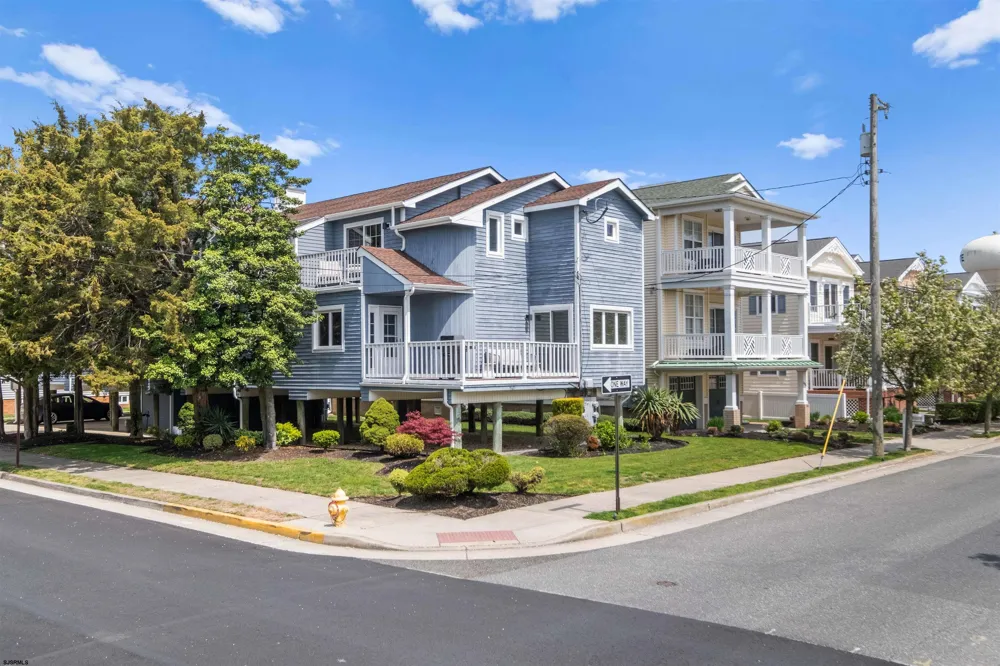 9417 Winchester Ave Margate, NJ 08402
