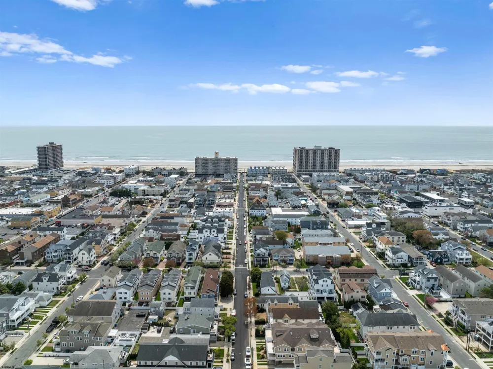 9417 Winchester Ave Margate, NJ 08402