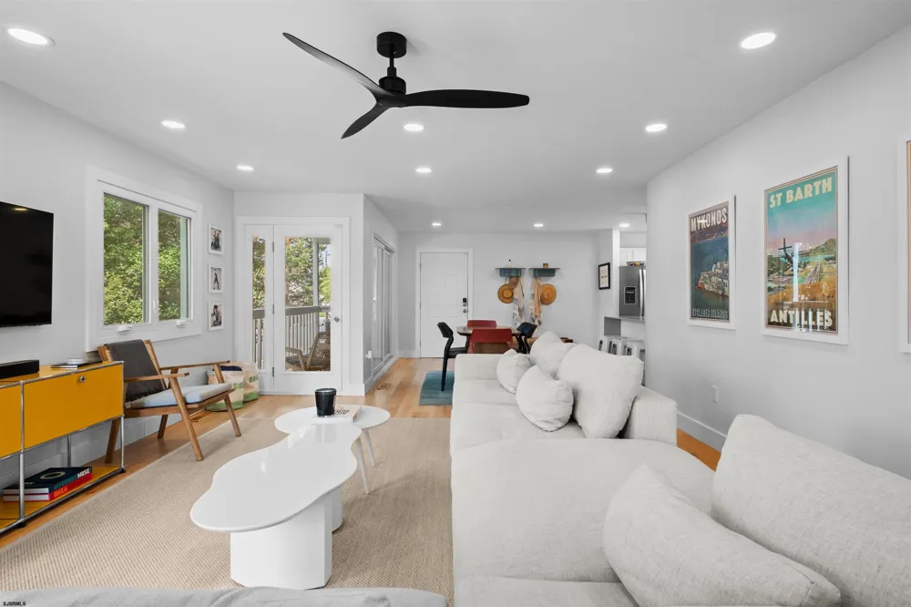 9417 Winchester Ave Margate, NJ 08402