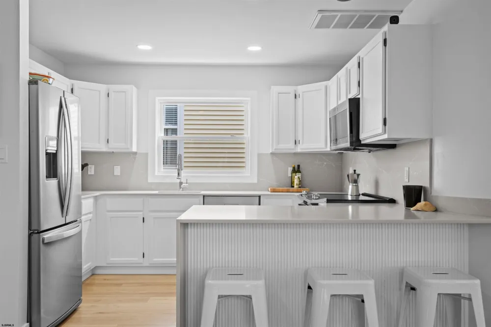 9417 Winchester Ave Margate, NJ 08402