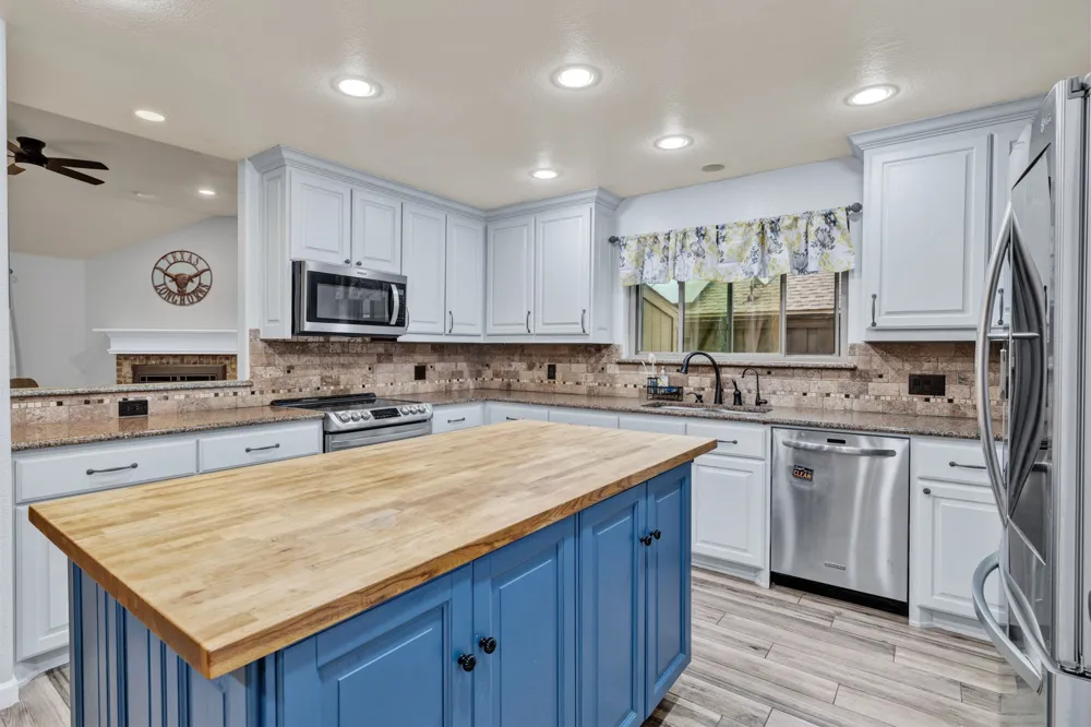 317 Benton Drive Roanoke, TX 76262