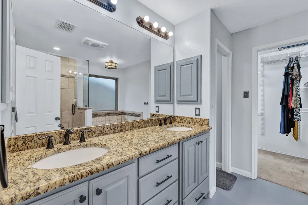 317 Benton Drive Roanoke, TX 76262