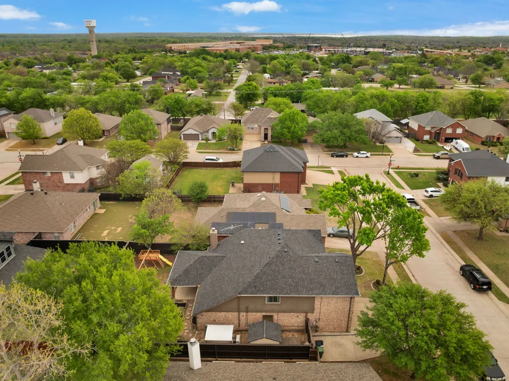 317 Benton Drive Roanoke, TX 76262
