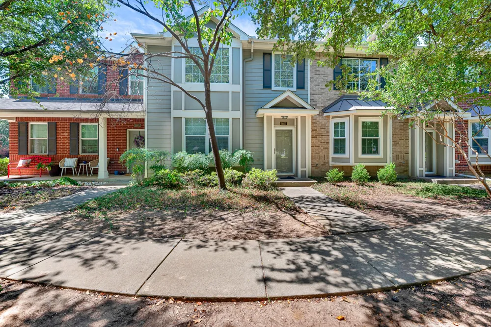 2603 Durango Ridge Drive Bedford, TX 76021