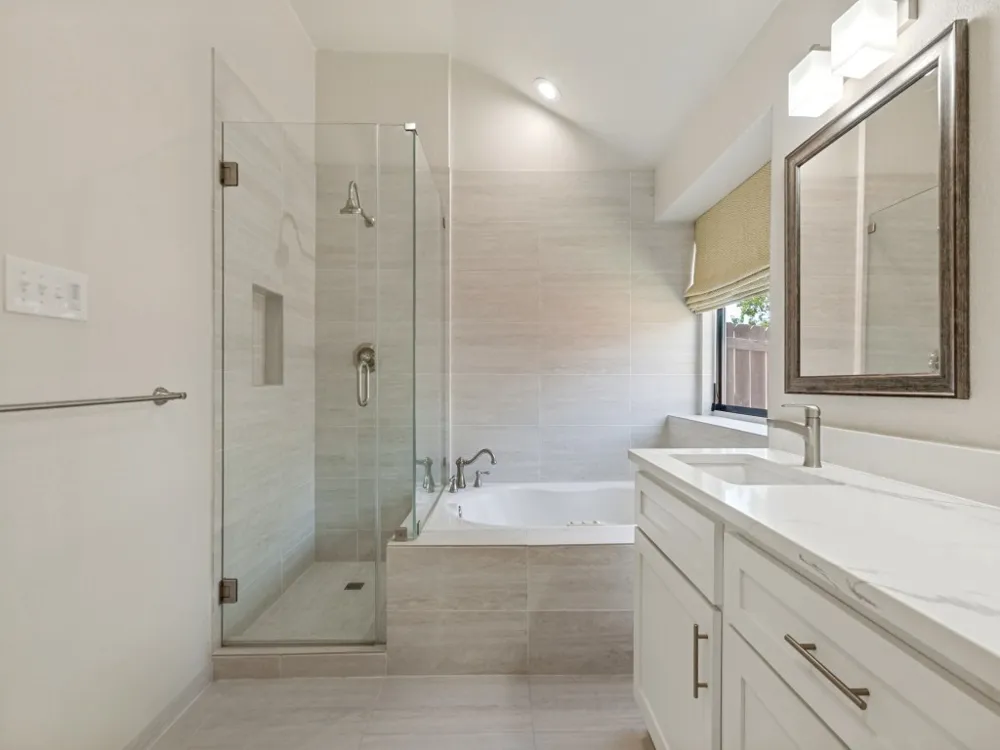 2091 Briarcliff Road Lewisville, TX 75067