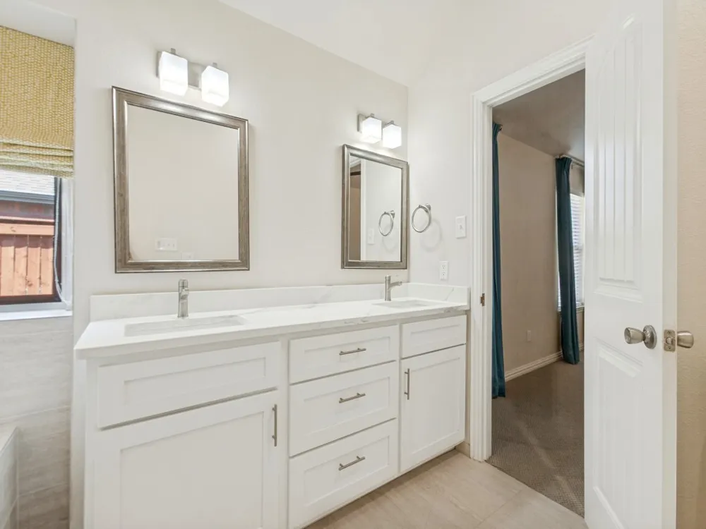 2091 Briarcliff Road Lewisville, TX 75067