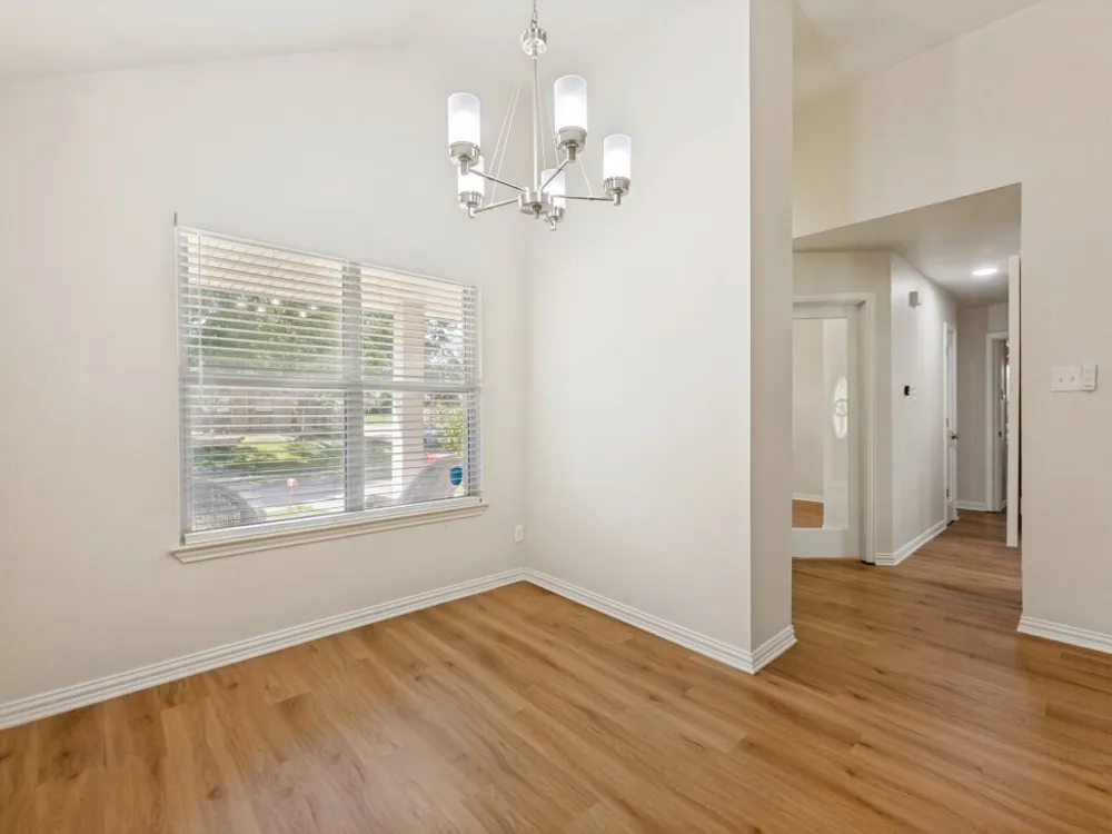 2091 Briarcliff Road Lewisville, TX 75067