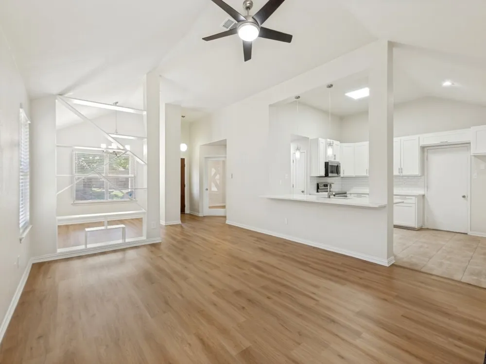 2091 Briarcliff Road Lewisville, TX 75067