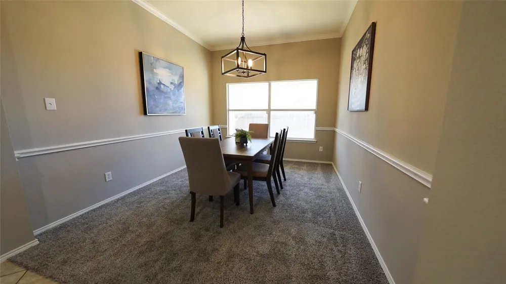 620 Azalea Glenn Heights, TX 75154