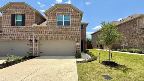 588 Hutchinson Lane