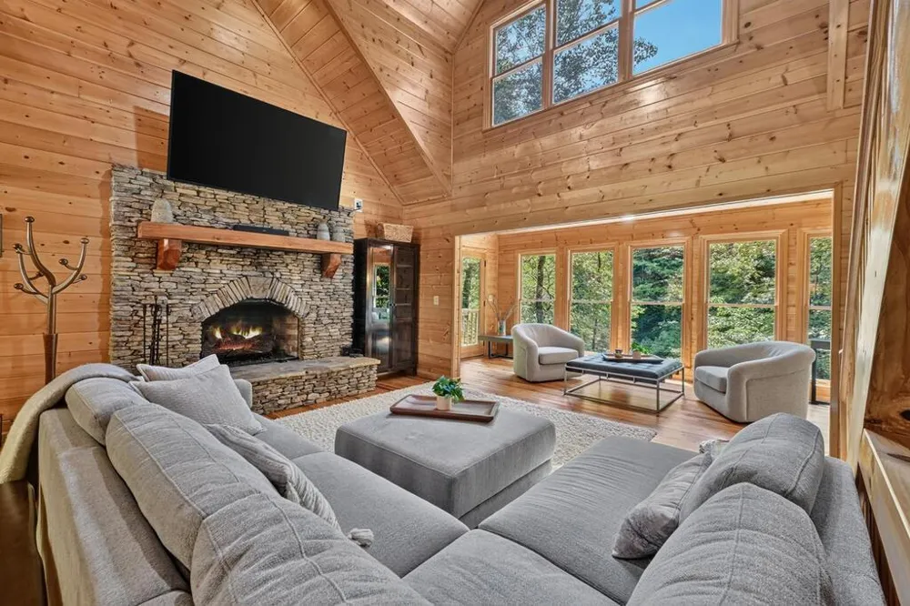 46 Private Drive Ellijay, GA 30536