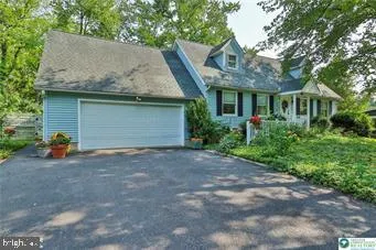 2052 HILL ROAD