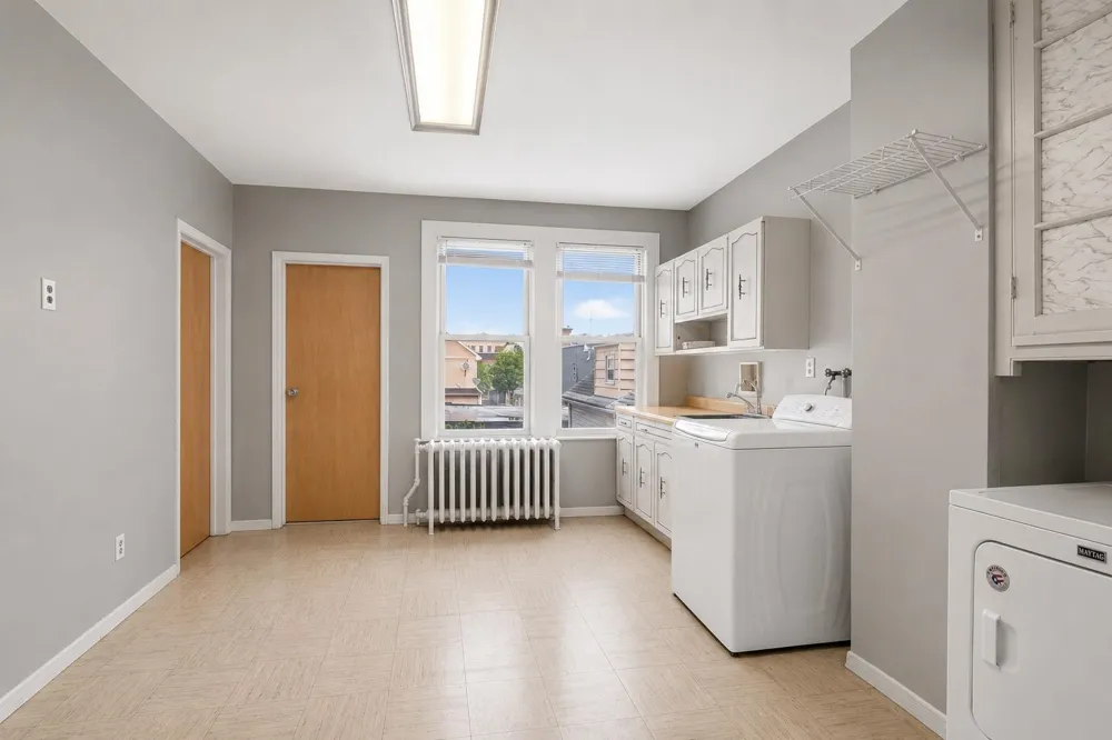 522 26TH ST Union City, NJ 07087