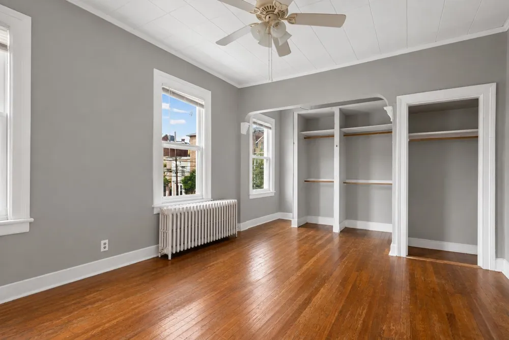 522 26TH ST Union City, NJ 07087