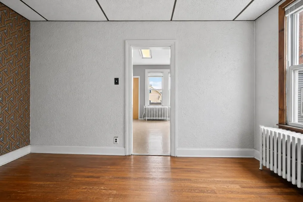 522 26TH ST Union City, NJ 07087