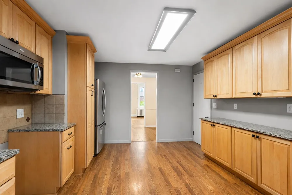 522 26TH ST Union City, NJ 07087