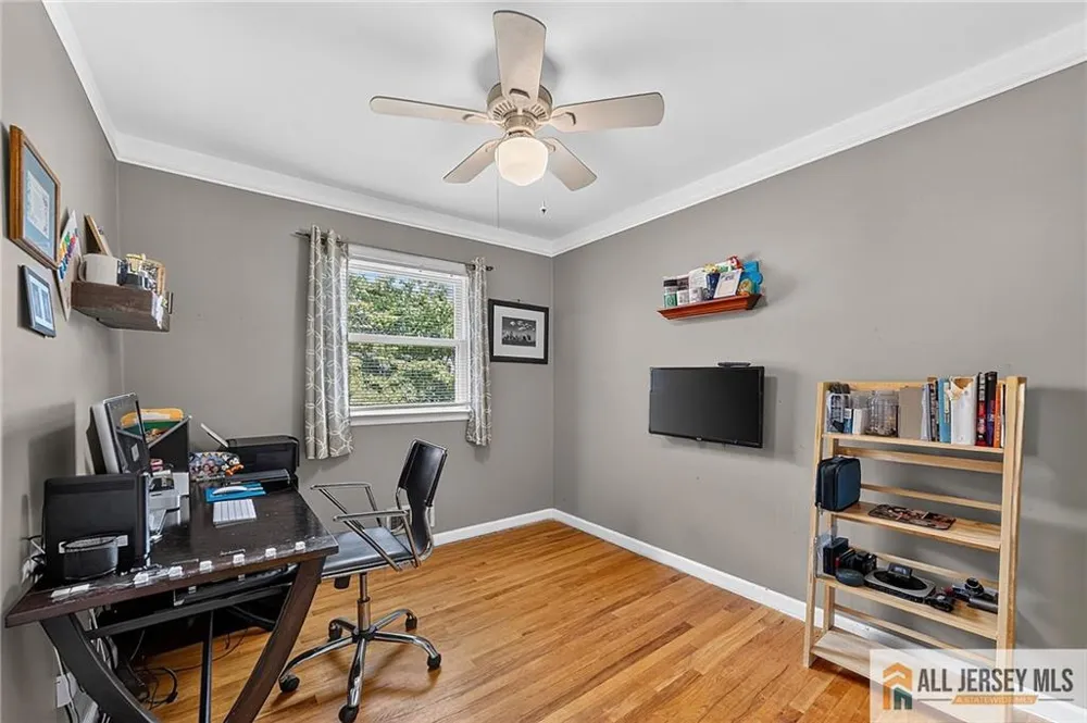 104 Pinewood Road Howell, NJ 07731